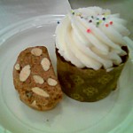 Amy's Bread: Cupcake and Biscotto